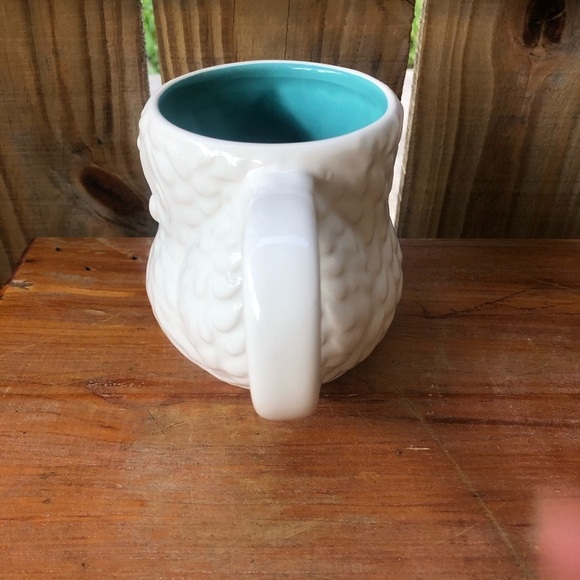 White Owl 3D Embossed Ceramic Coffee Mug Aqua Blue Inside - Picture 4 of 8
